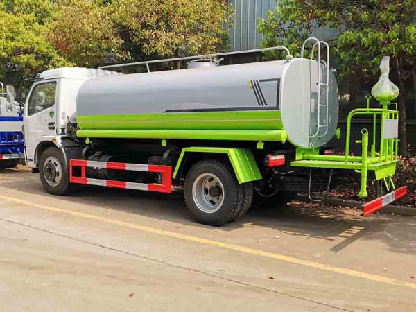 國六10方東風(fēng)灑水車