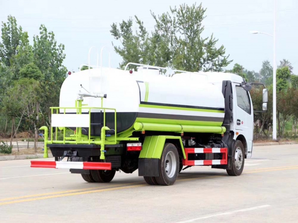 新款國(guó)六9-10方東風(fēng)凱普特灑水車(chē)