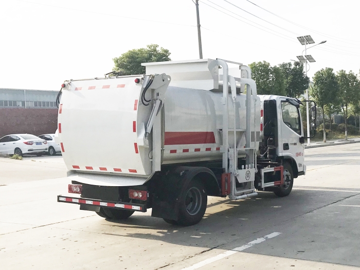 福田奧鈴餐廚垃圾車(chē)