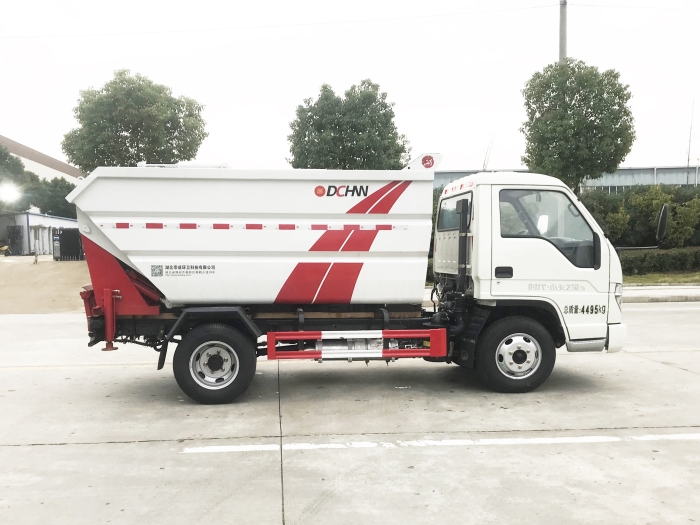 福田小卡之星后掛桶式垃圾車