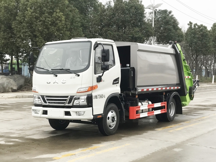 江淮康鈴壓縮式垃圾車