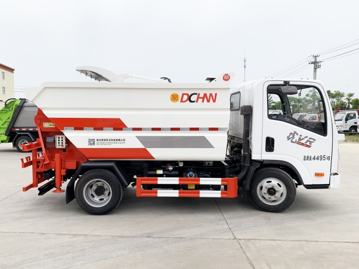 解放藍牌后掛桶式垃圾車