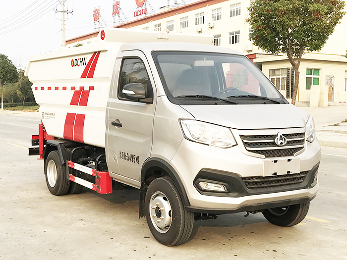 長(zhǎng)安后掛桶式垃圾車