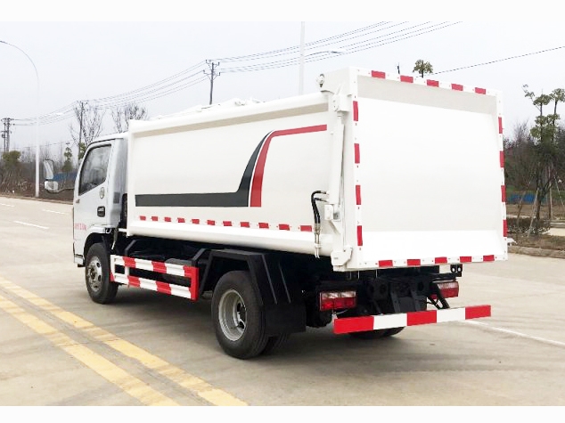 東風多利卡側(cè)掛桶式垃圾車