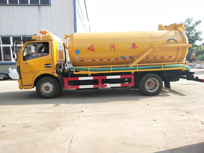 國六東風福瑞卡9.2方清洗吸污車一體罐