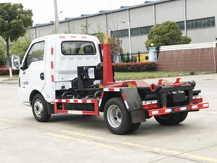 東風(fēng)途逸勾臂式垃圾車