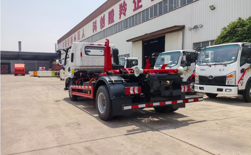 江淮插電式混合動(dòng)力車廂可卸式垃圾車