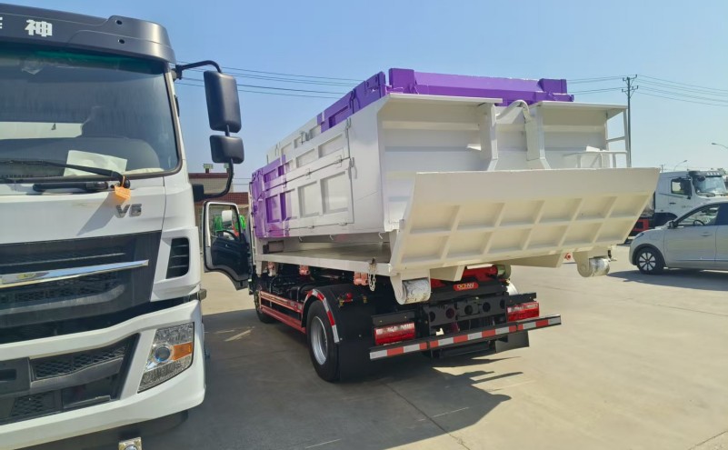 奧馳插電式混合動力車廂可卸式垃圾車